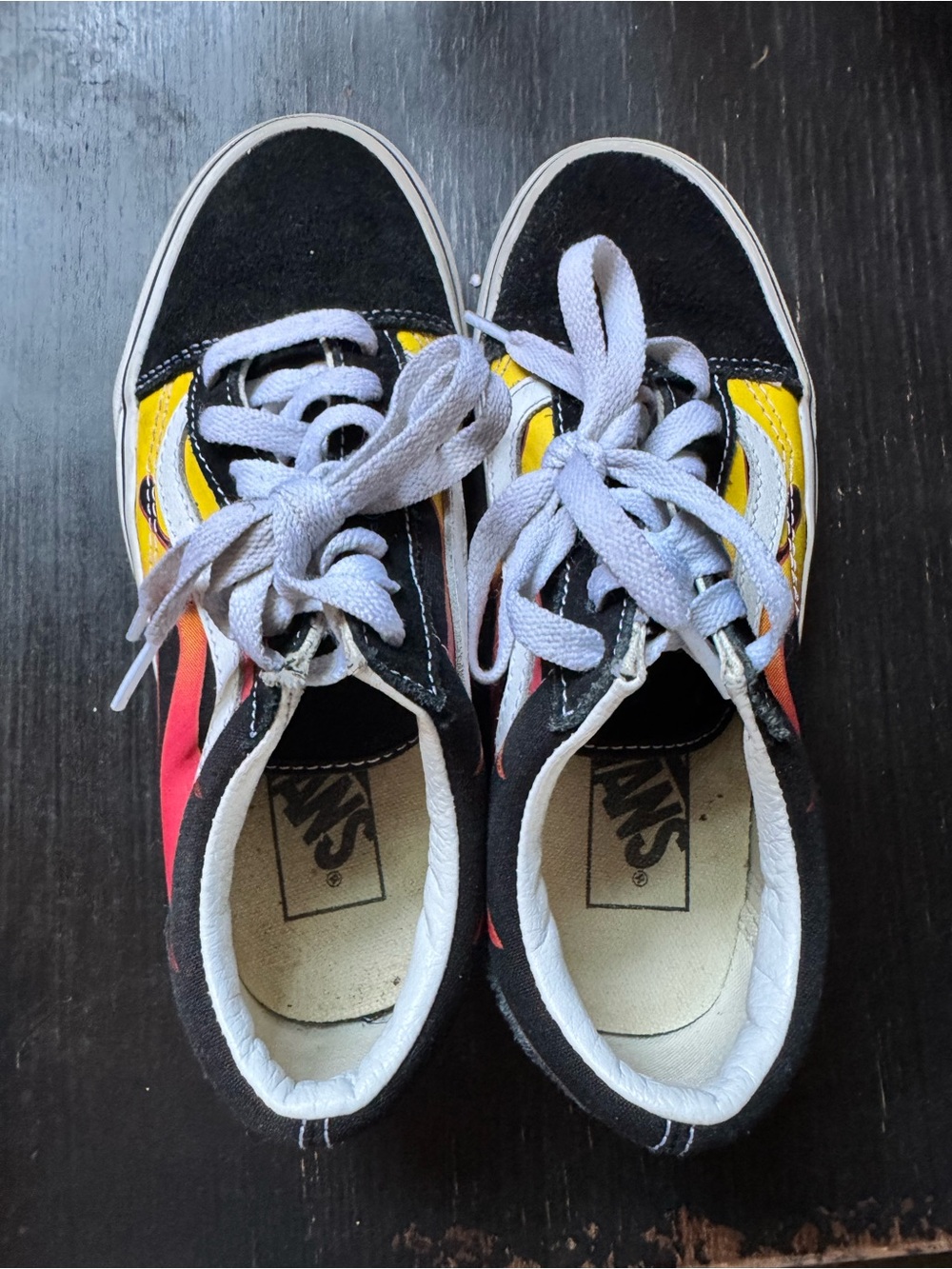 Vans Low-Top Skate Shoes in Black/Yellow/Red
